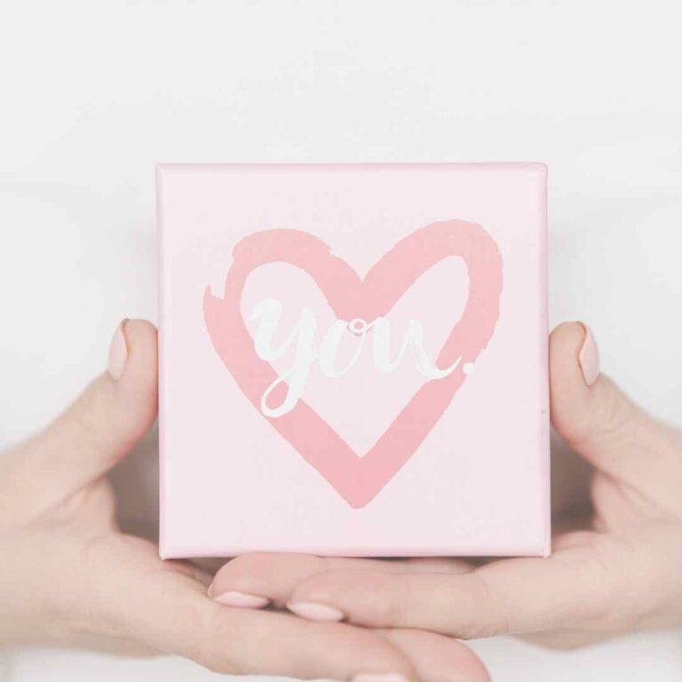 30 Encouraging Bible Verses About Serving God